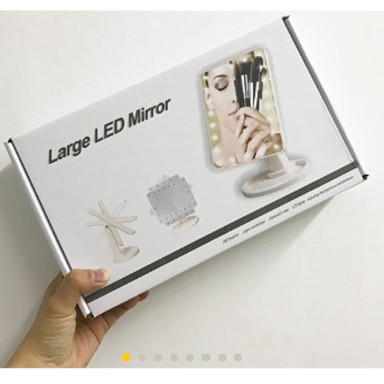 large led mirror 2 Large Led Makeup Mirror 1